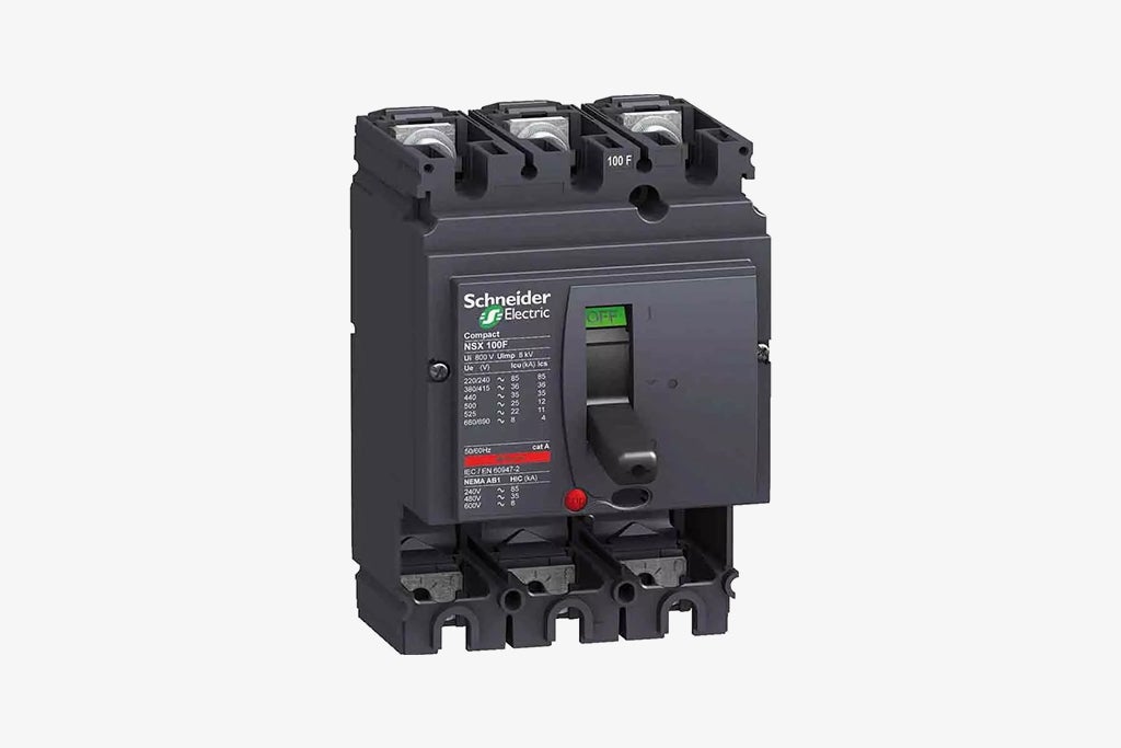 Understanding the Benefits of Using Moulded Case Circuit Breakers (MCCB)