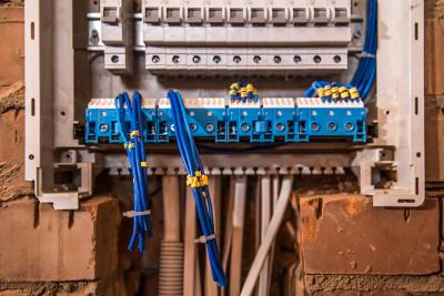 How Earth Leakage Circuit Breaker Work (ELCB) Explained