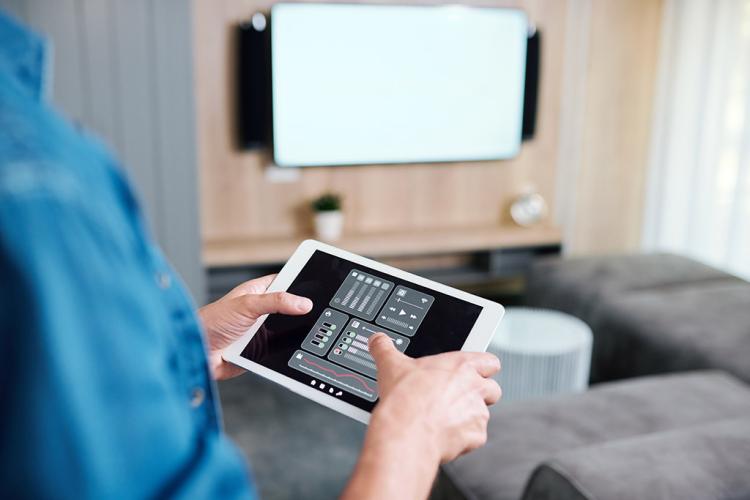  Schneider Electric: A Smart Solution to Smart Lighting System