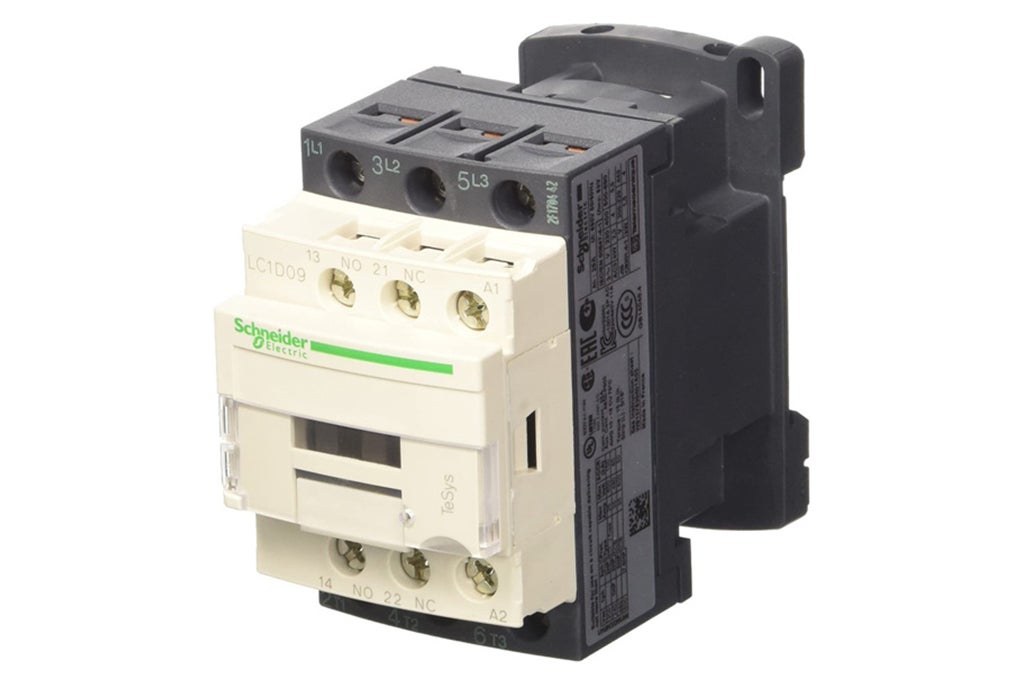  Schneider Electric and Single Pole Contactor
